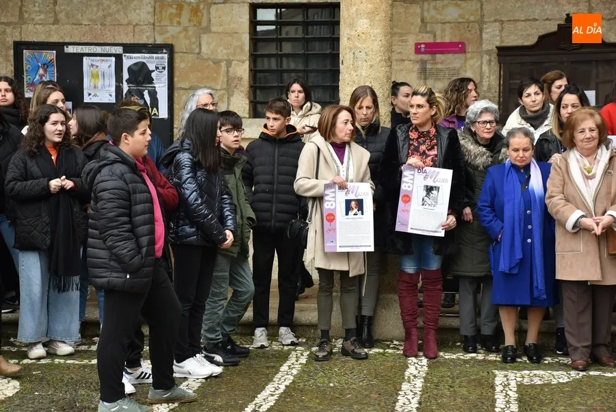 Foto 11 - El Movimiento Ciudadano homenajea a 21 mujeres &ldquo;por las que vale tanto la pena luchar&rdquo;
