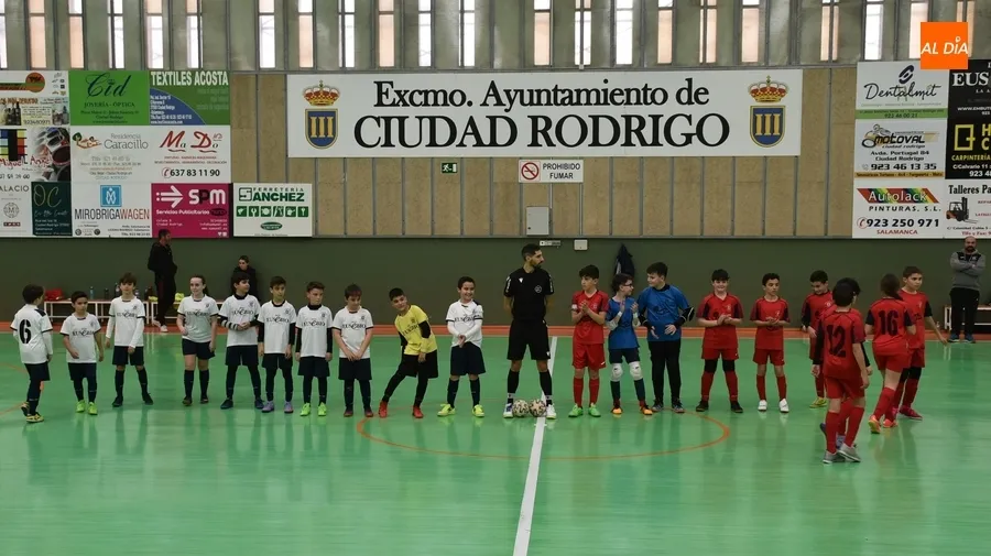 Foto 2 - Los conjuntos &lsquo;A&rsquo; se imponen con holgura en el doble derby fraticida de los equipos del III Columnas