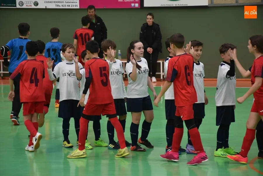 Foto 6 - Los conjuntos &lsquo;A&rsquo; se imponen con holgura en el doble derby fraticida de los equipos del III Columnas