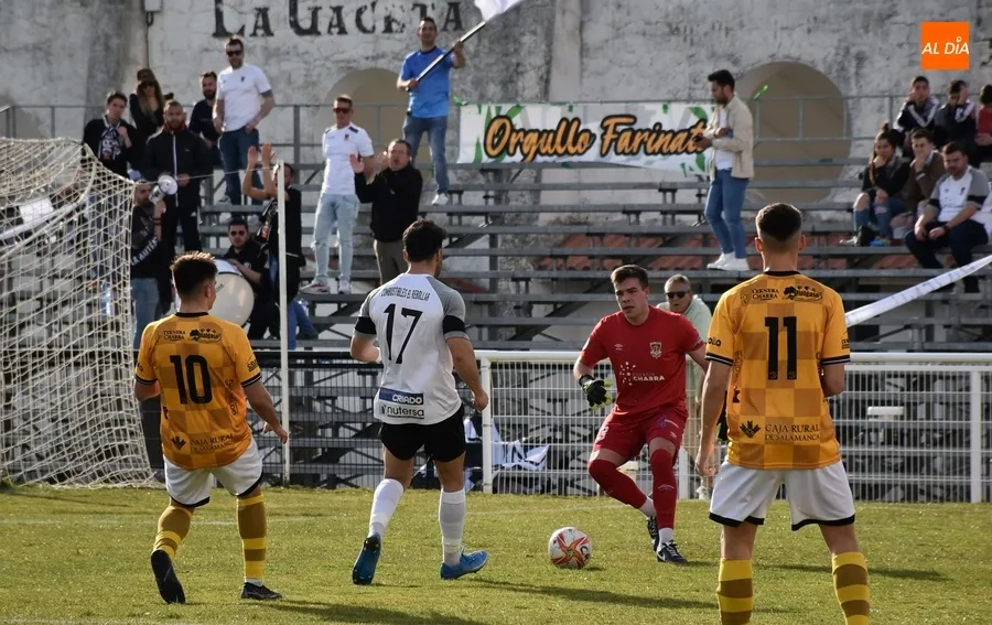 Foto 8 - El Ciudad Rodrigo tumba tambi&eacute;n a Unionistas B en un gran partido y vuelve a so&ntilde;ar