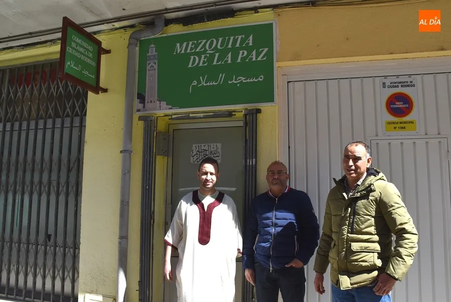 Foto 5 - La Comunidad Isl&aacute;mica de Ciudad Rodrigo y comarca inicia el mes sagrado del Ramad&aacute;n
