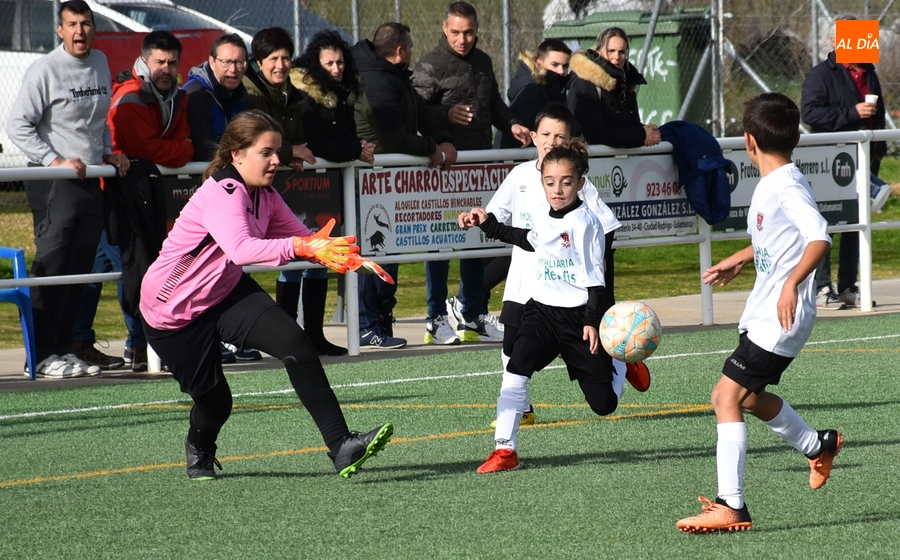 Foto 1 - El Ciudad Rodrigo CF busca jugadoras para sacar un equipo Infantil Femenino la próxima temporada