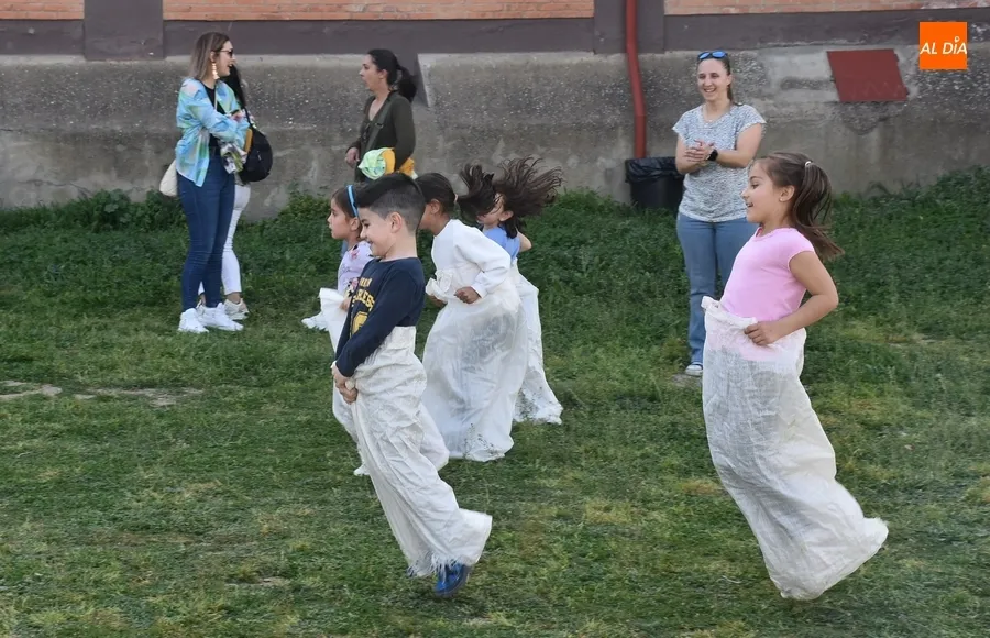 Foto 6 - La AMPA del Colegio Mir&oacute;briga pone colof&oacute;n al trimestre con una sesi&oacute;n de juegos tradicionales