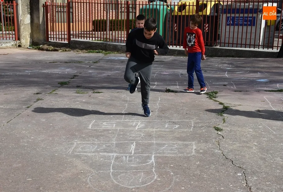 Foto 9 - La AMPA del Colegio Mir&oacute;briga pone colof&oacute;n al trimestre con una sesi&oacute;n de juegos tradicionales