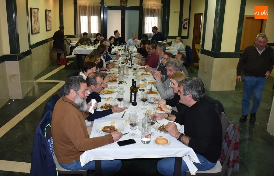 Foto 3 - Funcionarios y trabajadores de los Juzgados se despiden del magistrado Gabriel Mar&iacute;a Polanco