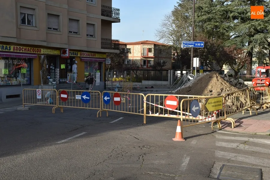 Foto 5 - Cortado tambi&eacute;n al tr&aacute;fico el tramo superior de la Avenida de Espa&ntilde;a