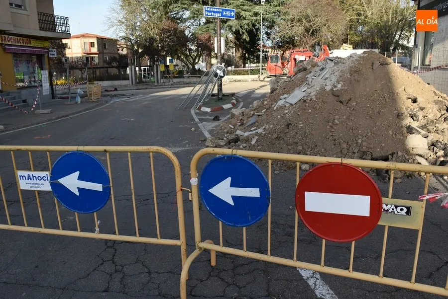 Foto 7 - Cortado tambi&eacute;n al tr&aacute;fico el tramo superior de la Avenida de Espa&ntilde;a