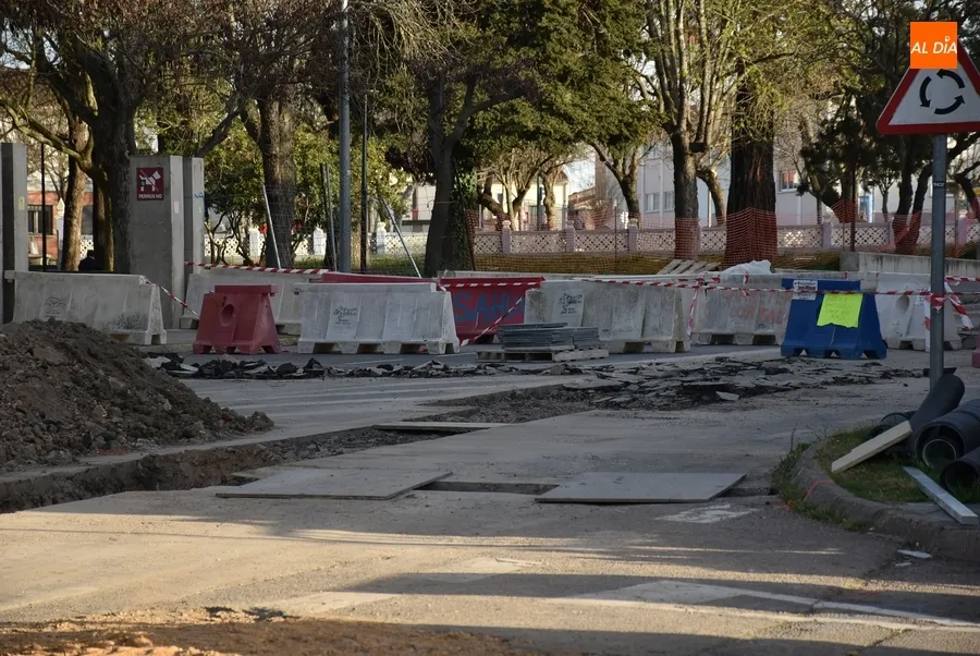Foto 9 - Cortado tambi&eacute;n al tr&aacute;fico el tramo superior de la Avenida de Espa&ntilde;a