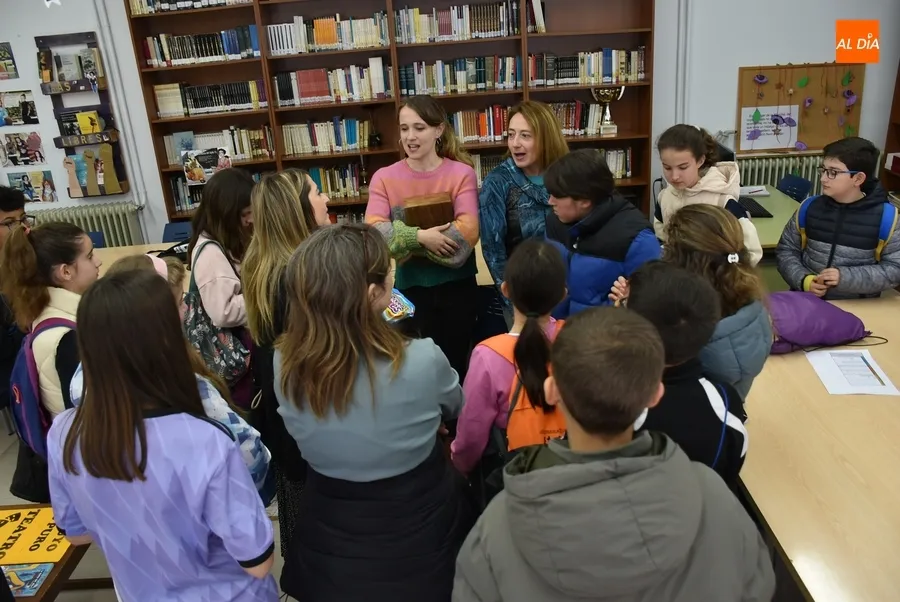 Foto 5 - Los alumnos de 6&ordm; de Primaria empiezan a visitar los IES para elegir su futura &ldquo;2&ordf; casa&rdquo;
