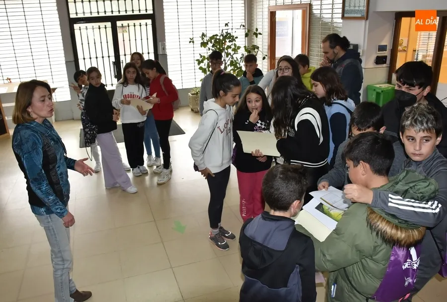Foto 8 - Los alumnos de 6&ordm; de Primaria empiezan a visitar los IES para elegir su futura &ldquo;2&ordf; casa&rdquo;