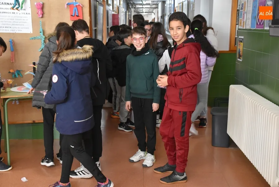 Foto 11 - Los alumnos de 6&ordm; de Primaria empiezan a visitar los IES para elegir su futura &ldquo;2&ordf; casa&rdquo;