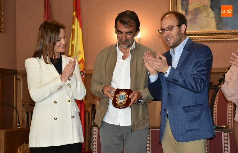 Foto 3 - Dada a conocer en Mir&oacute;briga la Semana Santa de Coria, con qui&eacute;n &ldquo;queda pendiente hermanarnos&rdquo;