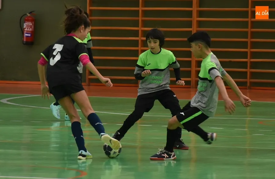 Foto 3 - #M | 4-5 MAR | El III Columnas se lleva el derby comarcal infantil de los Juegos Escolares