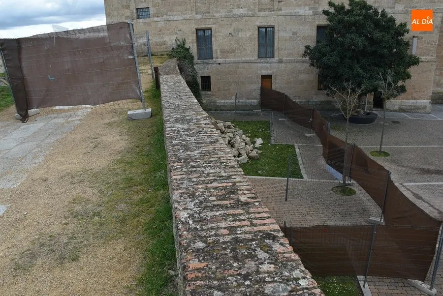 Foto 5 - Adjudicadas a una empresa mirobrigense las obras de emergencia en la muralla