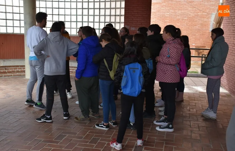 Foto 3 - Chavales de 12 localidades de la comarca descubren los IES de Ciudad Rodrigo