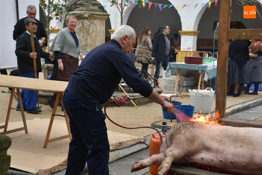Foto 8 - Fiesta y tradici&oacute;n se dan la mano en una edici&oacute;n de la Feria de Botijeros con mucho ambiente