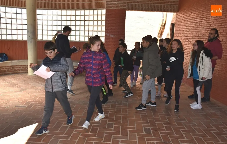 Foto 8 - Concluye de forma infructuosa la &lsquo;b&uacute;squeda del asesino&rsquo; en el IES Tierra