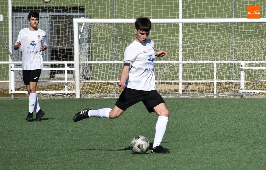 Foto 3 - Los cadetes del Ciudad Rodrigo y el Pe&ntilde;aranda firman tablas en un duelo bastante entretenido