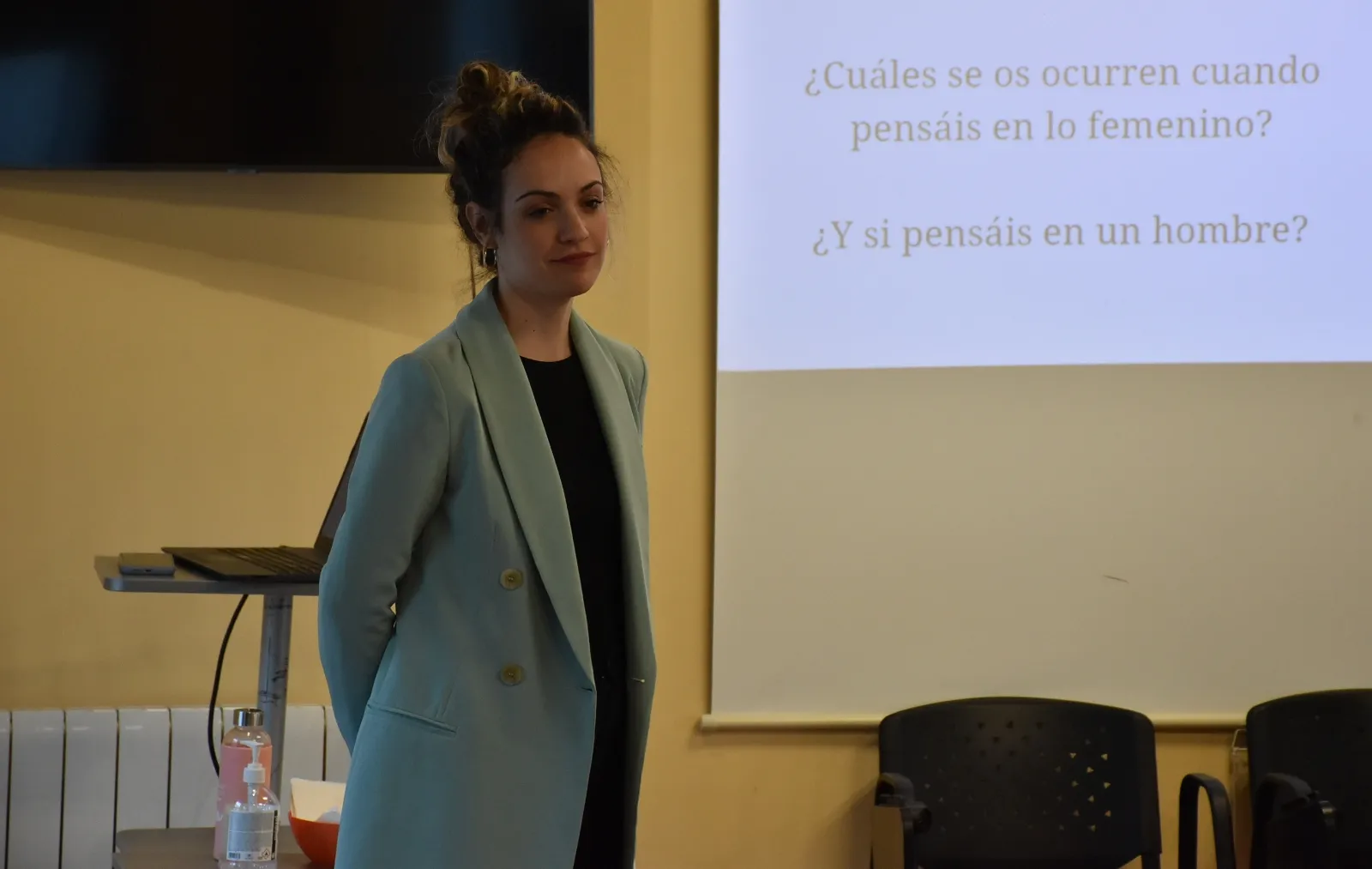Foto 2 - Impartido un taller de autocuidado emocional de la mano de Ampli