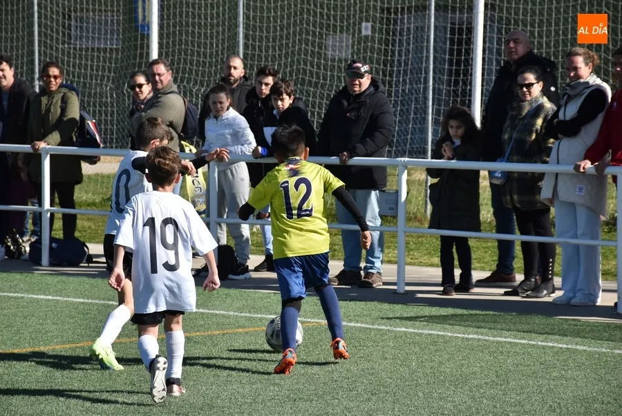 Foto 4 - El Benjam&iacute;n A del Ciudad Rodrigo se coloca l&iacute;der provisional tras asegurar el ascenso la semana pasada
