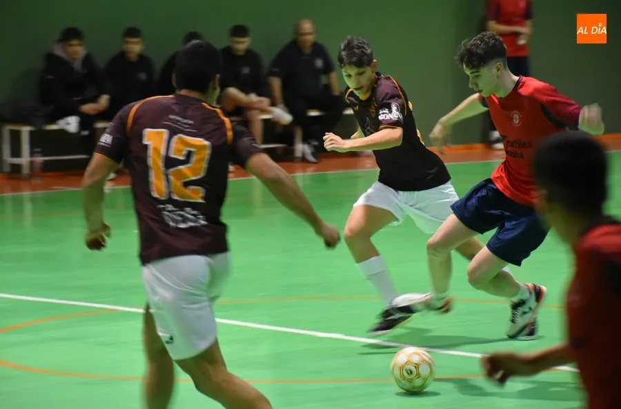 Foto 3 - Emocionante victoria del III de Asafusa con un solitario gol de &Aacute;lex Sastre