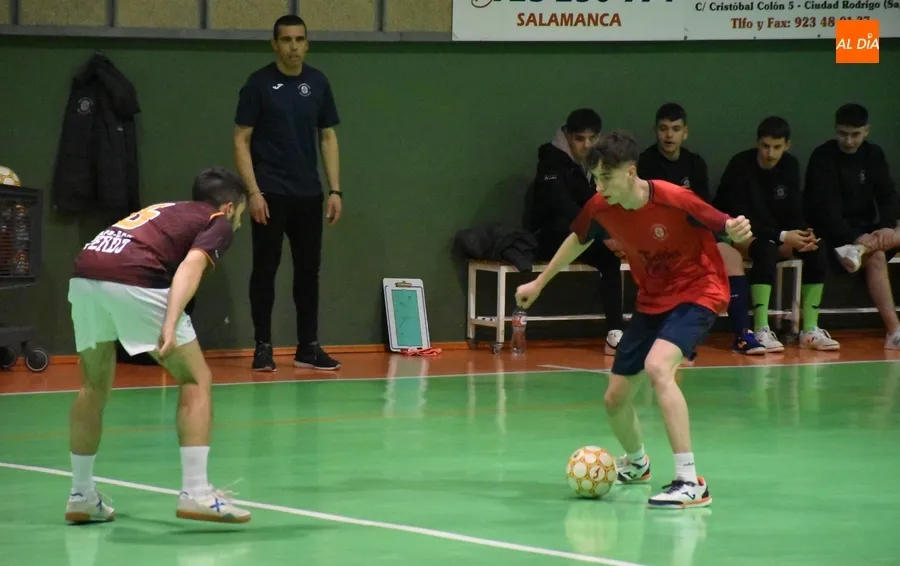 Foto 7 - Emocionante victoria del III de Asafusa con un solitario gol de &Aacute;lex Sastre