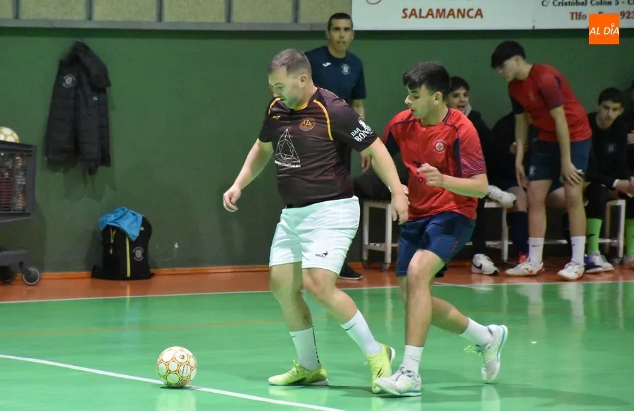 Foto 8 - Emocionante victoria del III de Asafusa con un solitario gol de &Aacute;lex Sastre