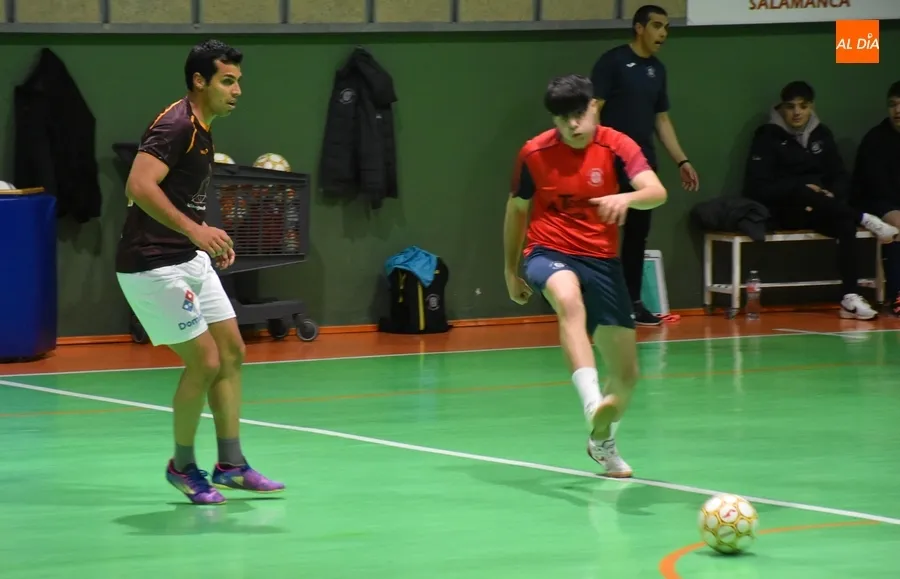 Foto 10 - Emocionante victoria del III de Asafusa con un solitario gol de &Aacute;lex Sastre