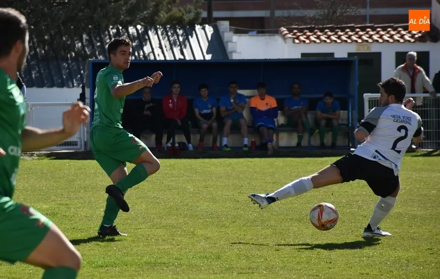 Foto 11 - El Ciudad Rodrigo no se rinde y logra voltear un partido que se le hab&iacute;a puesto muy cuesta arriba