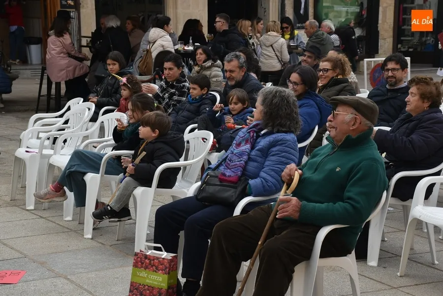 Foto 7 - Buen seguimiento a la novedosa franja de tarde de la Feria de Botijeros