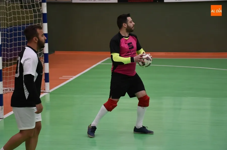 Foto 2 - La fase local del Trofeo Diputaci&oacute;n de F&uacute;tbol Sala encara su recta final