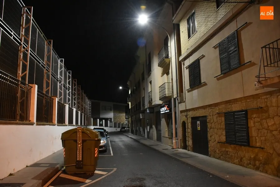 Foto 10 - La Avenida Conde de Fox&aacute; cambia de luz
