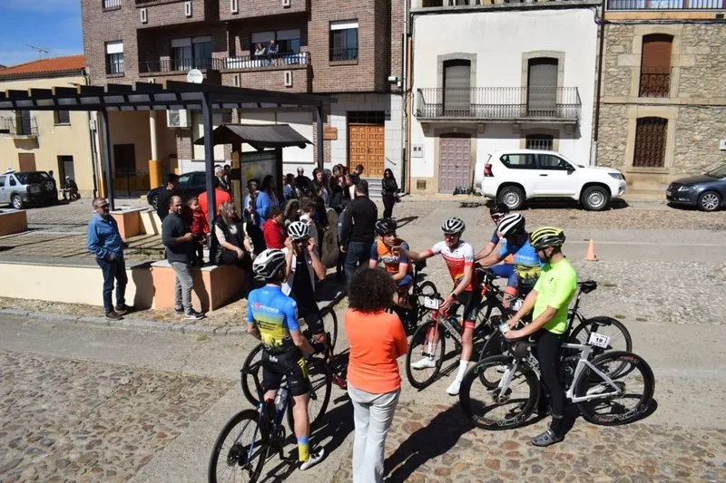 Buena organización de las dos etapas cicloturistas de la I Vuelta a Las Arribes 