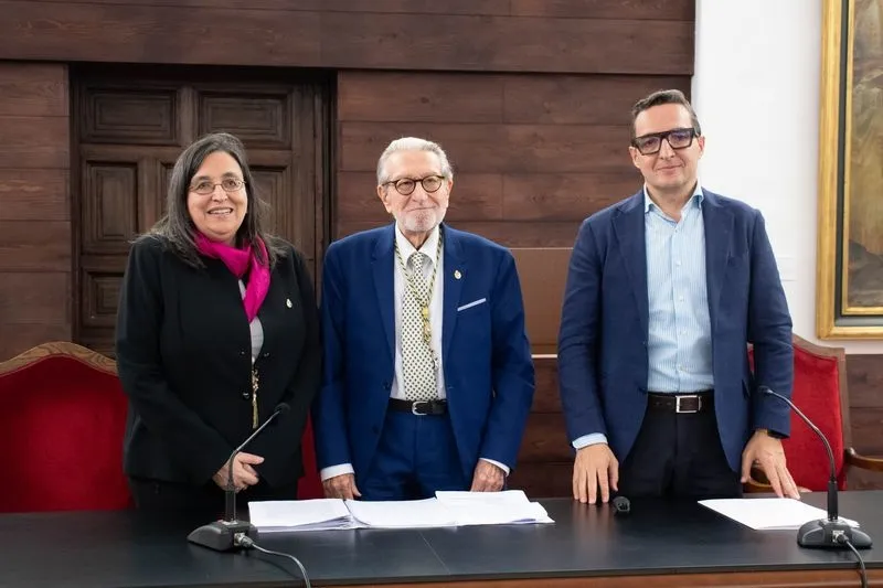 Encuentro de la Real Academia de Ciencias Económicas y Financieras del Instituto de España en Salamanca. Foto BISITE