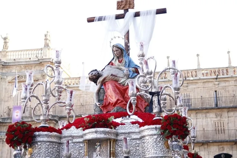 Foto 3 - Una procesi&oacute;n conjunta recorrer&aacute; Salamanca en la tarde de Viernes Santo