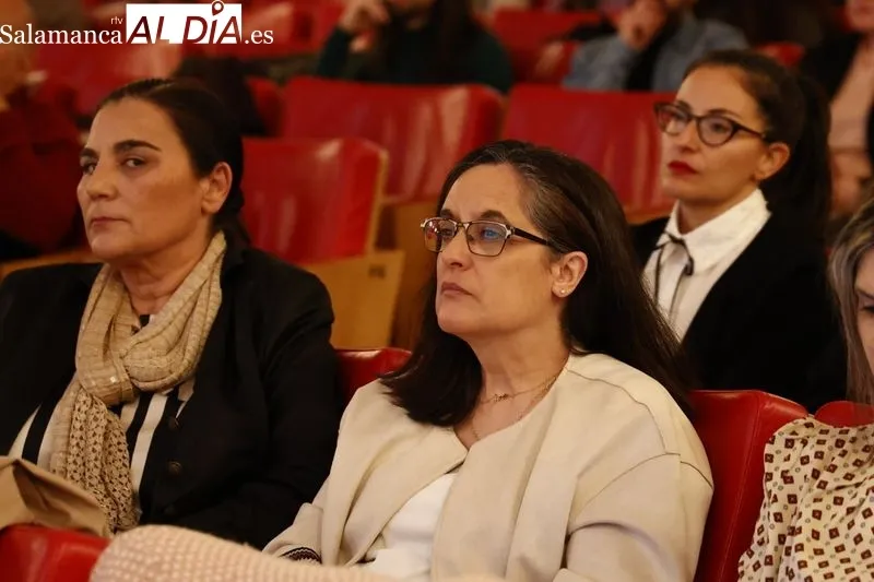II Encuentro Internacional sobre Prevención, Intervención y Posvención de la Conducta Suicida en el Colegio Arzobispo Fonseca. Foto de David Sañudo