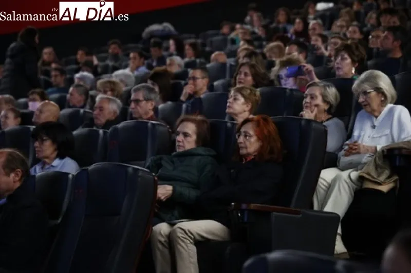 Asuumpta Serna, Daniela Arias y el director Pablo Moreno han presentado su película ‘La Sirvienta’