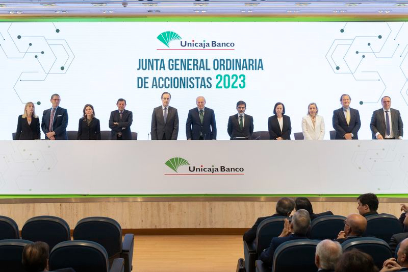 Foto 5 - Unicaja Banco celebra su Junta General de Accionistas
