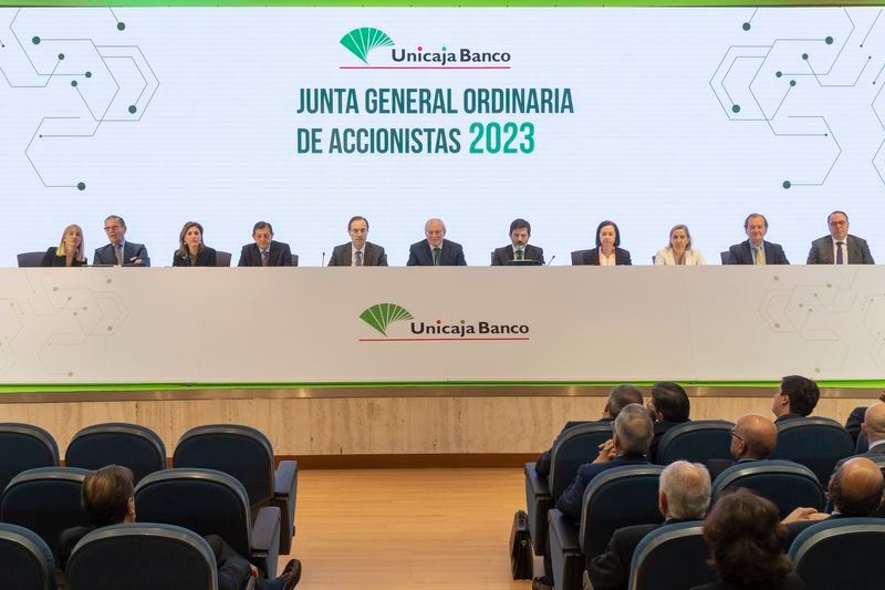 Foto 4 - Unicaja Banco celebra su Junta General de Accionistas
