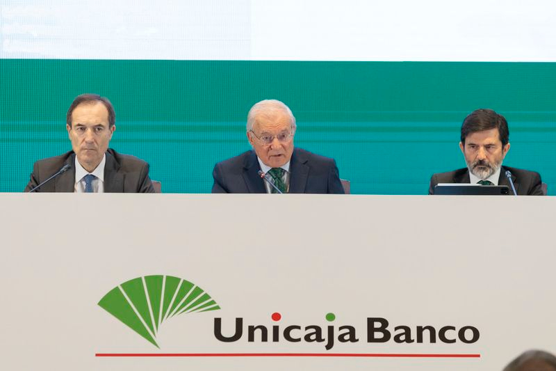 Foto 2 - Unicaja Banco celebra su Junta General de Accionistas
