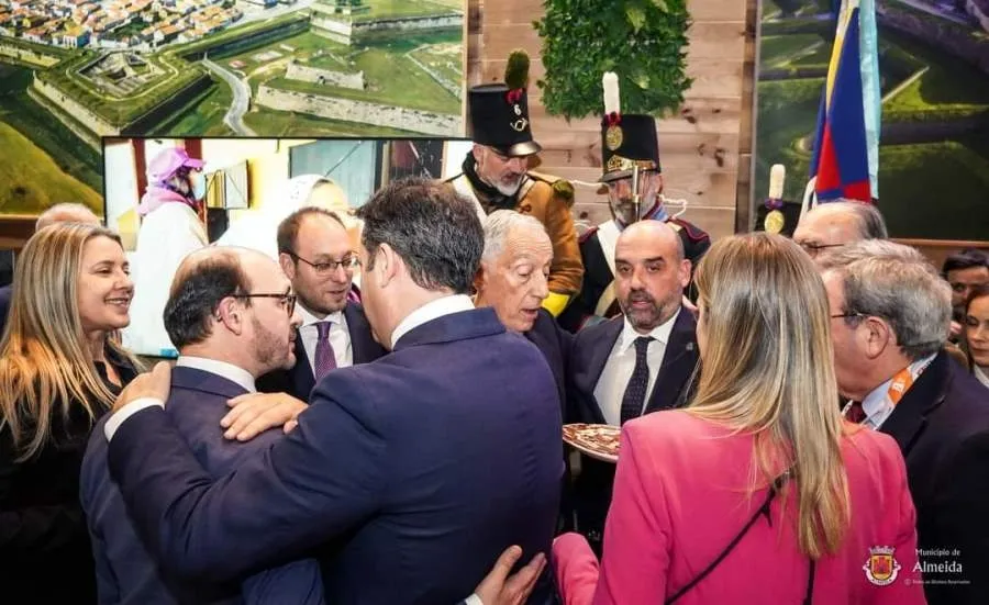 Foto 2 - Ciudad Rodrigo inicia su participaci&oacute;n en la BTL recibiendo la visita del Presidente de Portugal