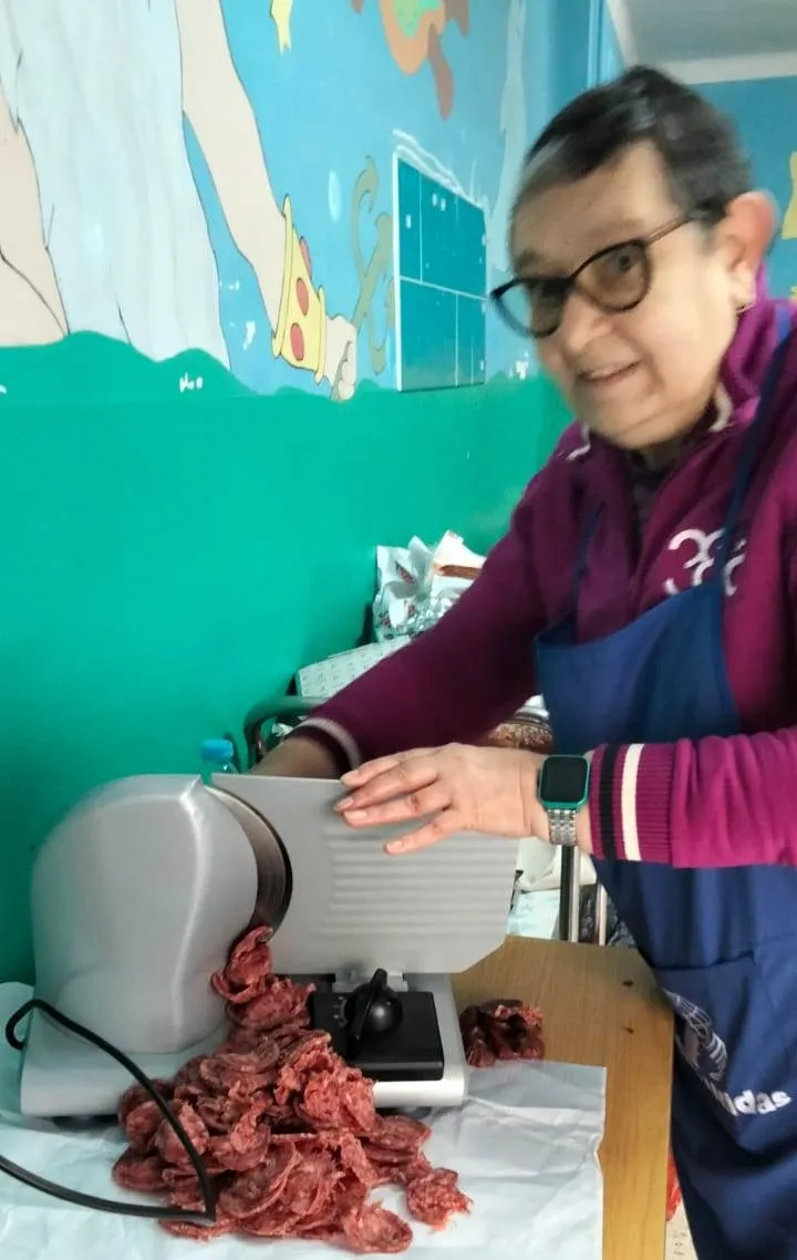 Foto 3 - Nuevo exitazo de la Operaci&oacute;n Bocata con 1.000 bocadillos repartidos