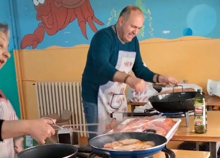 Foto 5 - Nuevo exitazo de la Operaci&oacute;n Bocata con 1.000 bocadillos repartidos