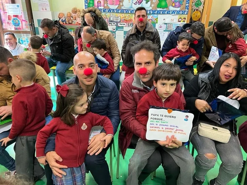 Foto 10 - El colegio San Juan Bosco celebra el D&iacute;a del Padre