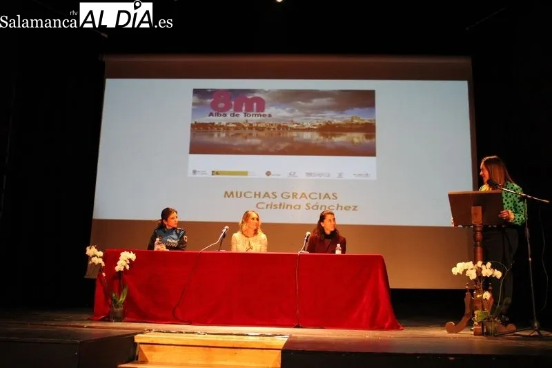 Foto 9 - Tres mujeres, tres profesiones y 'Una escuela de valores'