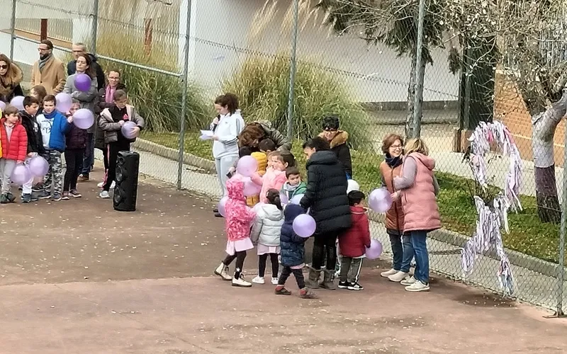 El IES Tierras de Abadengo y el CEIP Liminares celebran en Lumbrales el 8M 