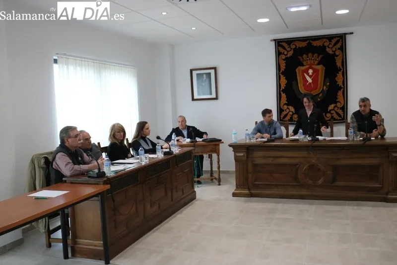 Tenso pleno en Vitigudino solicitado por la oposición / CORRAL 