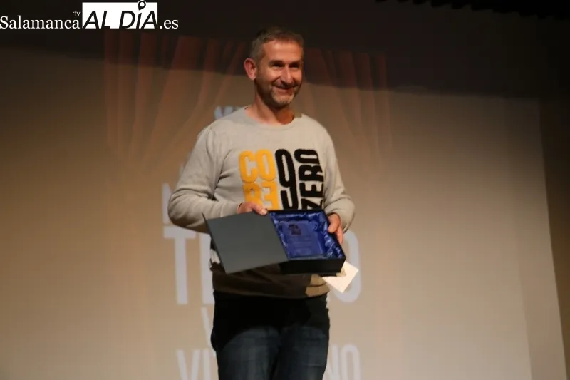 Acto de clausura y entrega de premios del XXXV Certamen Nacional de Teatro 'Villa de Vitigudino' / CORRAL