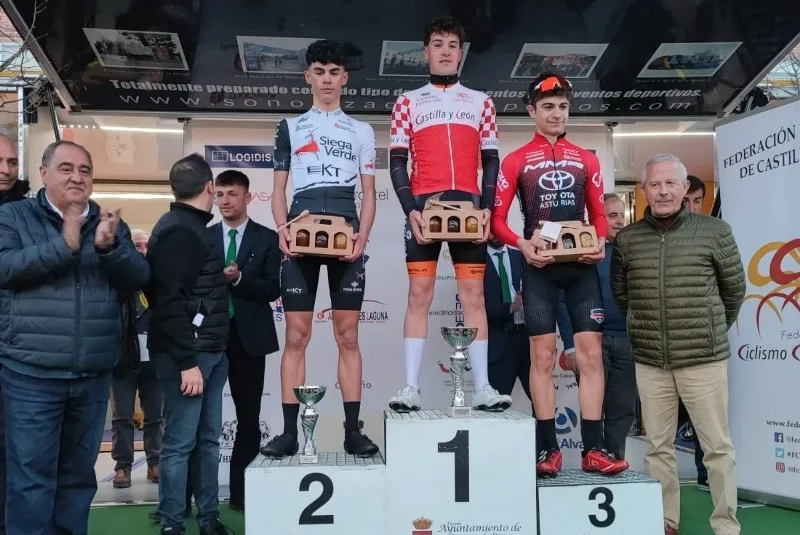 Foto 3 - Diego Mart&iacute;n Lucas se lleva la victoria en el Gran Premio de Zarat&aacute;n
