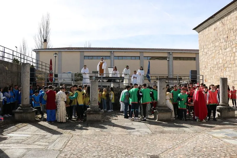 Foto 3 - El Colegio Seminario San Jer&oacute;nimo celebra la festividad del Padre Dehon